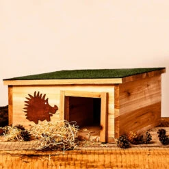 Igelhaus Futterhaus Überwinterung 2 Kammern Tannenholz Unbehandelt 14 Igelhaus Futterhaus Überwinterung 2 Kammern Tannenholz Unbehandelt -Heimladen 10038027 yy 0006 logo