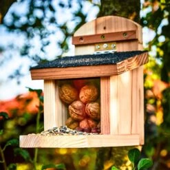 Futterhaus Für Eichhörnchen Flachdach Zedernholz Bitumen Unbehandelt -Heimladen 10038115 yy 0003 logo